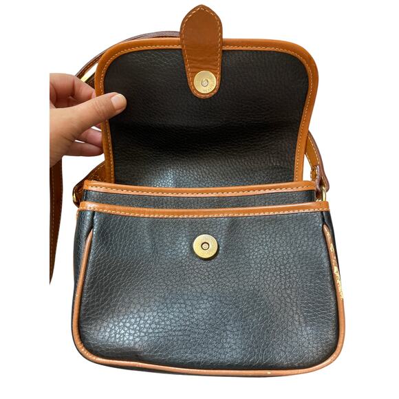 Vintage Delane Crossbody Bag Black & Tan Leather - Picture 3 of 11